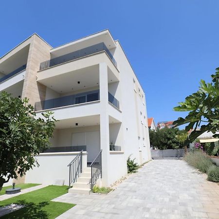 Smil'E Apartments Vodice Kültér fotó